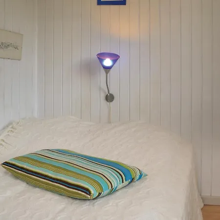 Three-bedroom In V Semesterbostad *