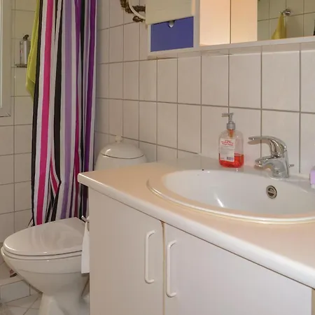 Three-bedroom In V Semesterbostad