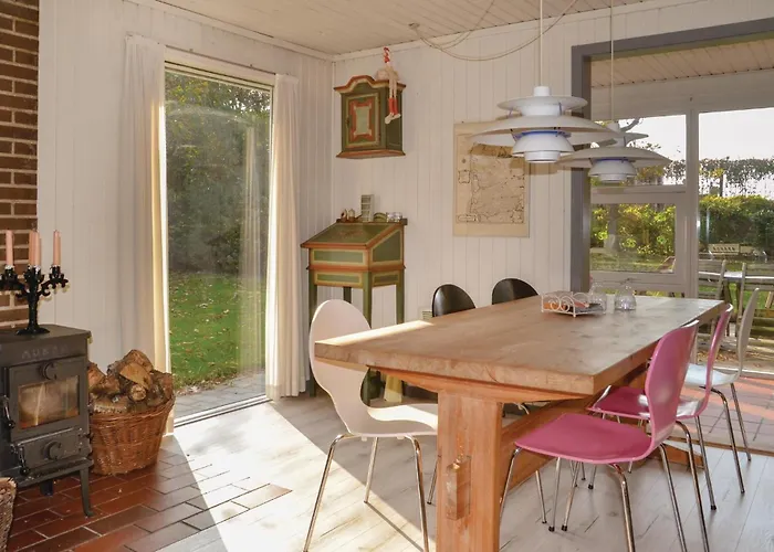 Сasa de vacaciones Three-bedroom In V *